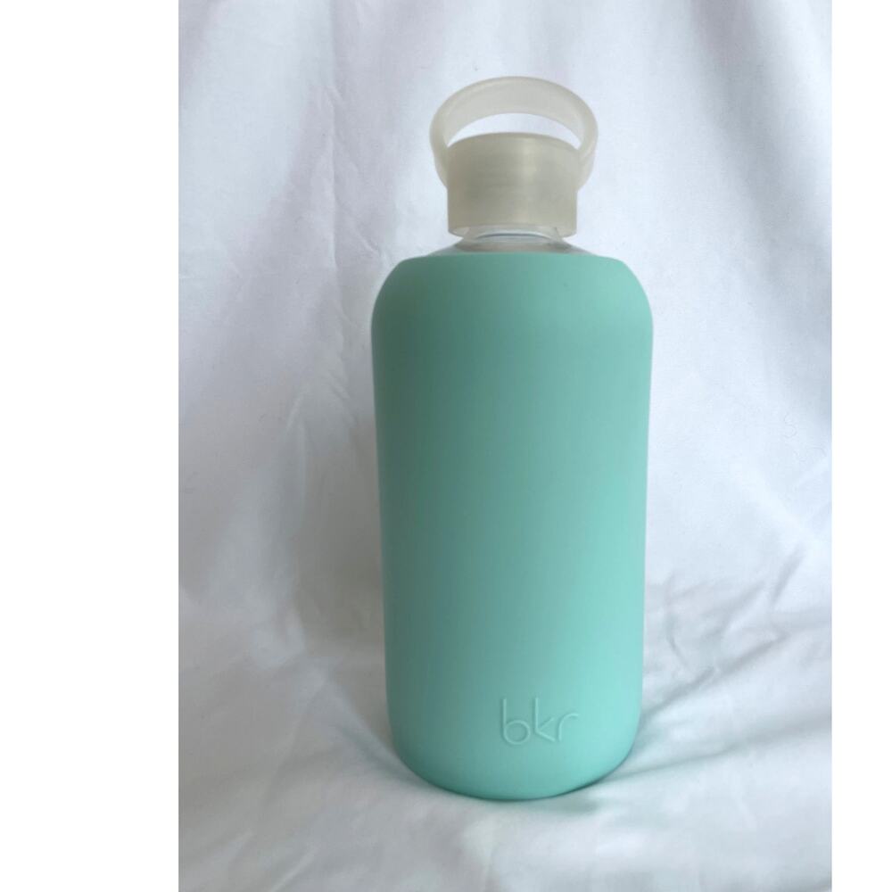 bkr Big Sunday Mint Robin Egg Glass Water Bottle Silicone sleeve- 1L/ 32 oz.